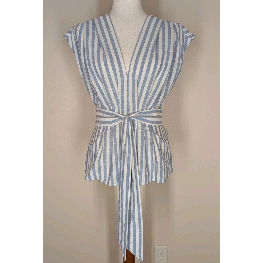 Max Studio Women's V-neck Sleeveless Blue White Striped Belted Blouse Size Small - Picture 3 of 12